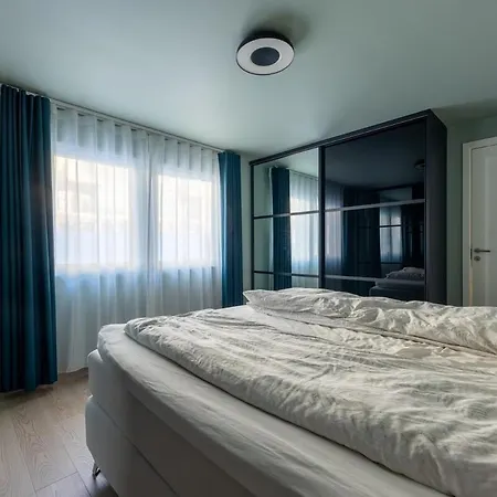 Big House With A Wonderful View Apartman Tromsø